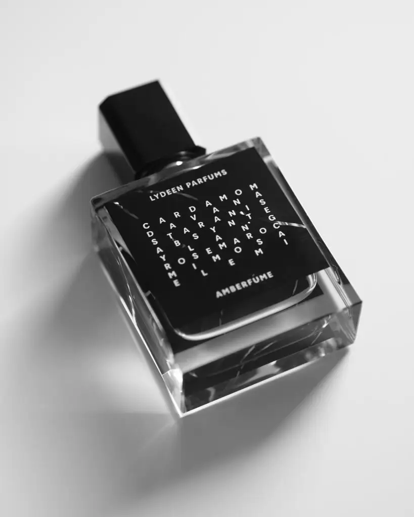 LYDEEN PARFUMS AMBERFUME SIDE VIEW